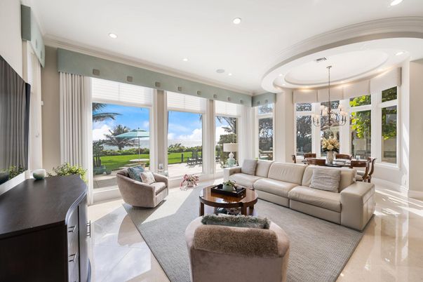 Chandelier, Dining room, Interior, Living room, Recessed Lighting