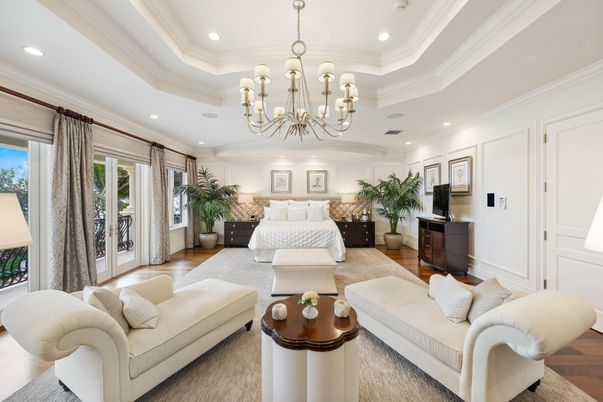 Bedroom, Chandelier, Interior, Living room, Recessed Lighting, Wood Texture Flooring