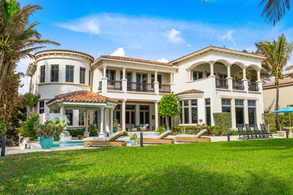 Backyard, Exterior, Facade, Pool, Mediterranean