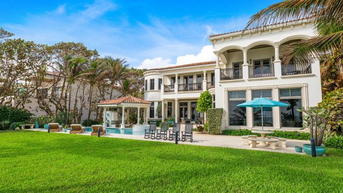 Backyard, Exterior, Pool