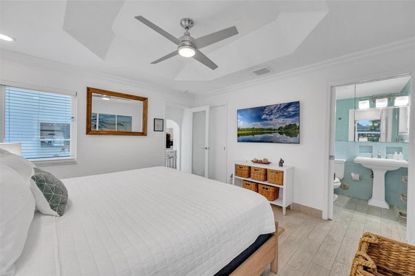 Bathroom, Bedroom, Interior, Recessed Lighting, Wood Texture Flooring