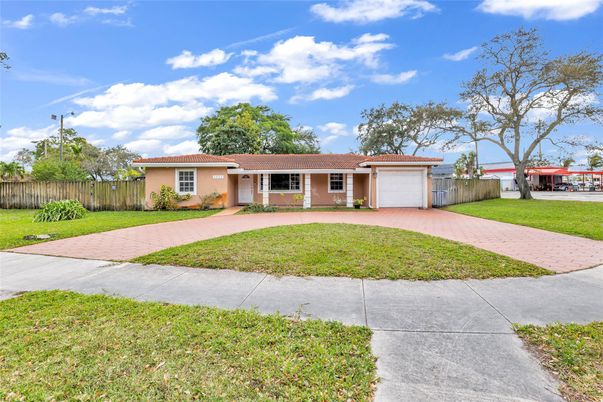 Attached, Backyard, Exterior, Facade, Ranch