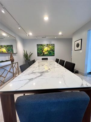 Dining room, Interior, Recessed Lighting