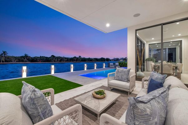 Exterior, Pool, Water
