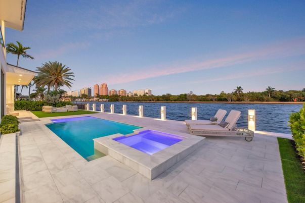 Exterior, Pool, Water