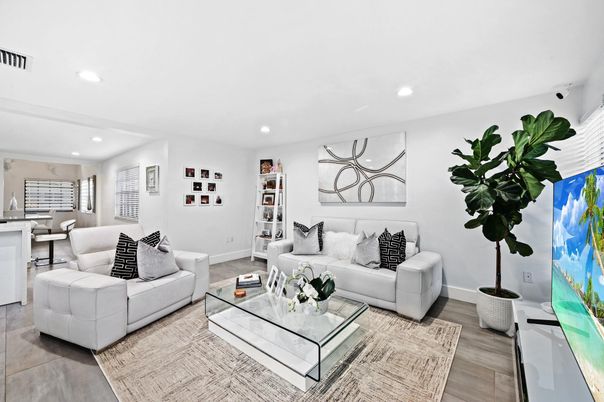 Interior, Living room, Recessed Lighting, Wood Texture Flooring