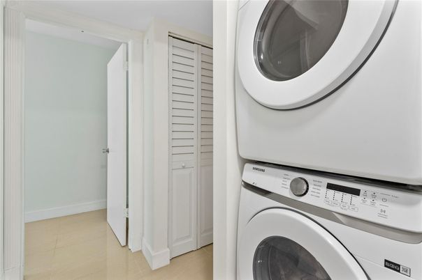 Interior, Utility Closets, Washer