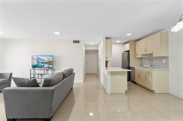 Interior, Kitchen, Living room, Recessed Lighting