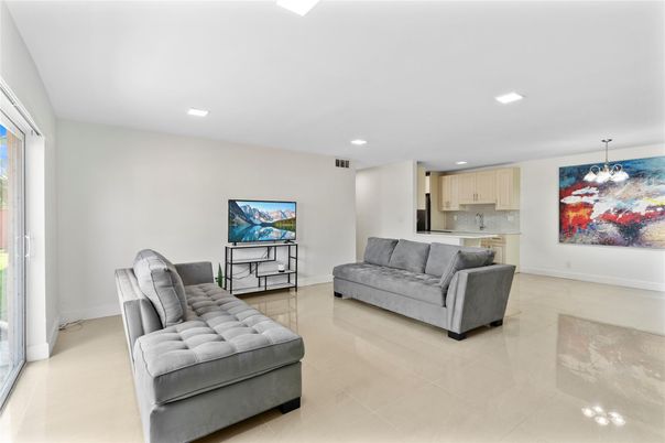 Chandelier, Interior, Kitchen, Recessed Lighting