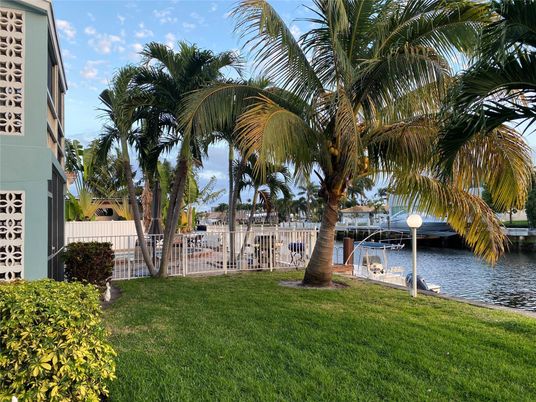 Exterior, Water