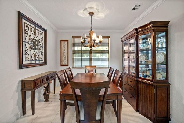 Chandelier, Dining room, Interior
