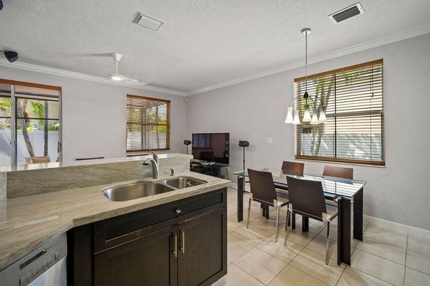 Dining room, Interior, Pendant Lights