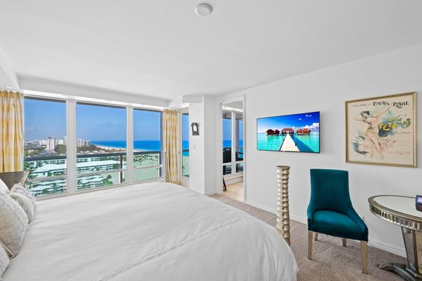 Bedroom, Interior, Water