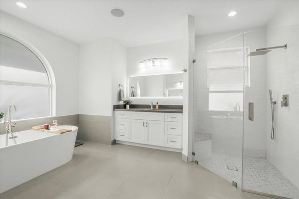 Bathroom, Free Standing Baths, Glass Shower, Interior, Recessed Lighting