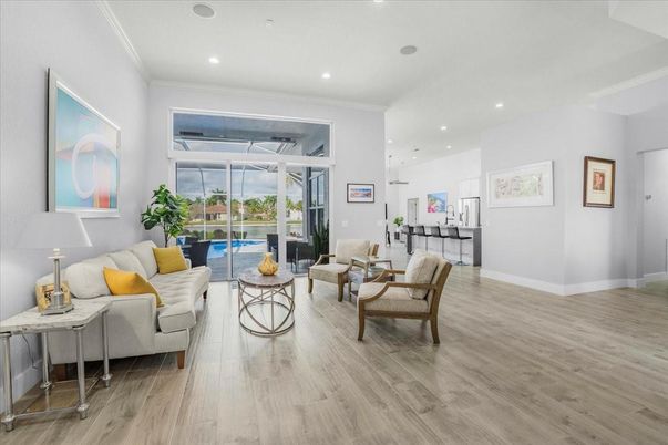 Interior, Living room, Recessed Lighting, Wood Texture Flooring