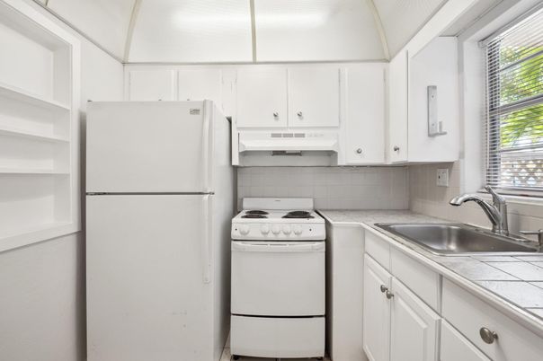 Interior, Kitchen, Tile Countertops