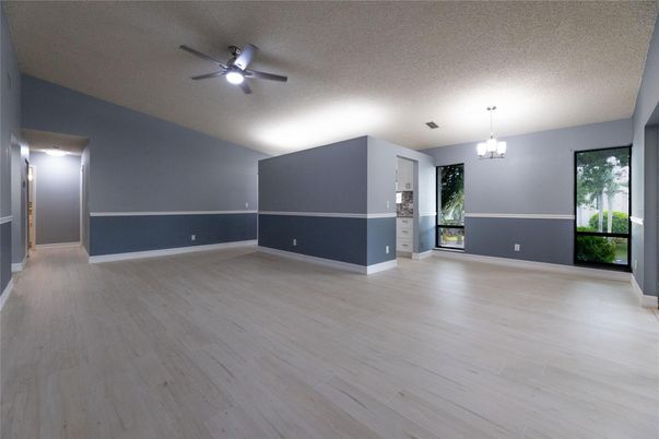 Chandelier, Empty room, Interior, Wood Texture Flooring
