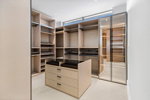 Interior, Recessed Lighting, Walk-in Closets