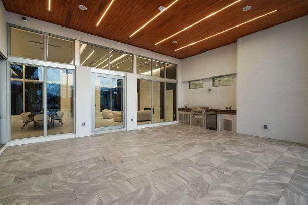 Empty room, Interior, Recessed Lighting, Wooden Ceilings