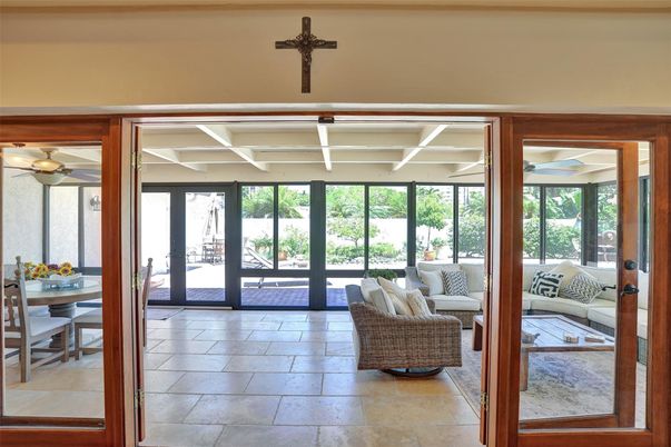Dining room, Interior, Living room, Sun Room