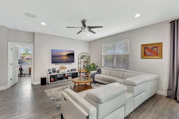 Interior, Living room, Recessed Lighting, Wood Texture Flooring