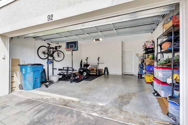 Garage, Interior