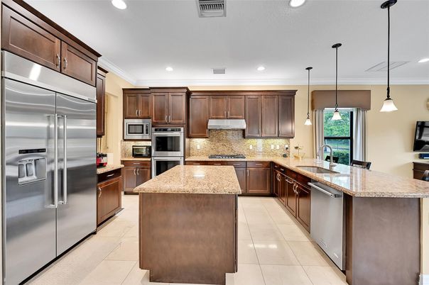 Interior, Kitchen, Pendant Lights, Recessed Lighting, Stainless Steel Appliances