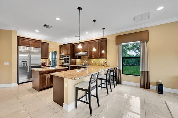 Interior, Kitchen, Pendant Lights, Recessed Lighting, Stainless Steel Appliances