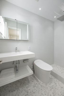 Bathroom, Interior, Recessed Lighting