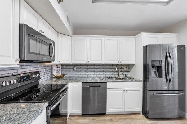 Interior, Kitchen, Stainless Steel Appliances, Wood Texture Flooring
