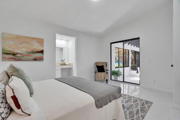 Bedroom, Interior, Marble, Recessed Lighting