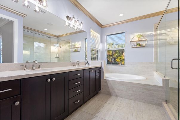 Interior, Recessed Lighting, Walk-in Closets, Wood Texture Flooring
