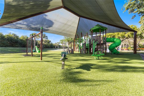 Backyard, Exterior, Playground