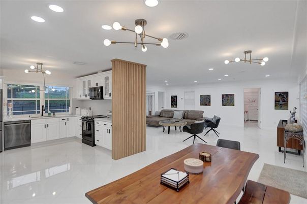 Dining room, Interior, Kitchen, Living room, Pendant Lights, Recessed Lighting