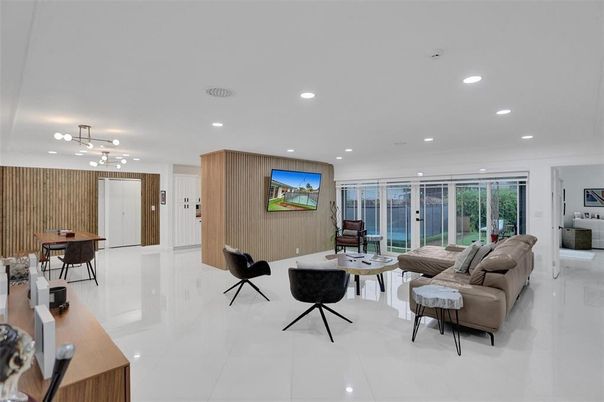 Dining room, Interior, Living room, Recessed Lighting