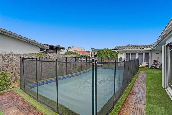 Backyard, Exterior, Pool