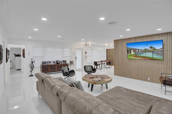 Dining room, Interior, Living room, Recessed Lighting