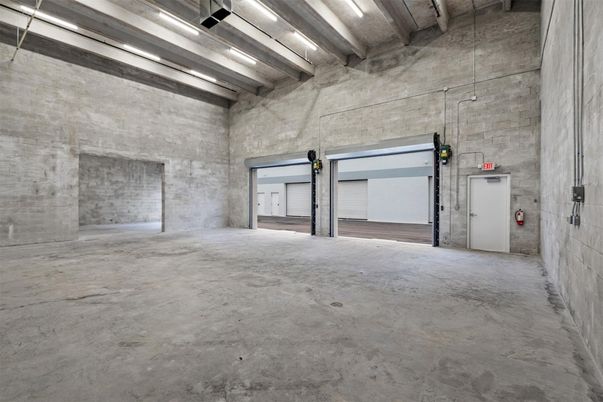 Garage, Interior, Stone Walls