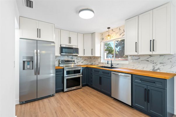 Interior, Kitchen, Stainless Steel Appliances, Wood Texture Flooring