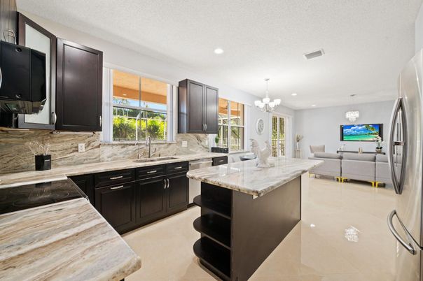 Chandelier, Interior, Kitchen, Living room, Pendant Lights, Recessed Lighting