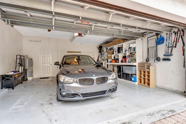 Garage, Interior