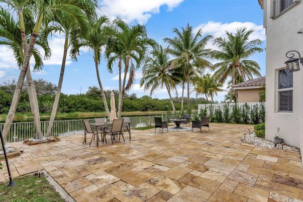 Backyard, Exterior, Water