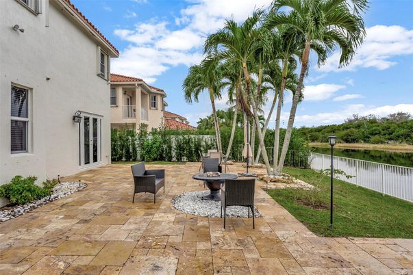 Backyard, Exterior, Water