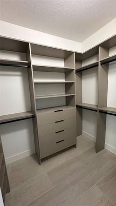 Interior, Walk-in Closets, Wood Texture Flooring