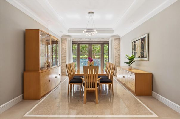 Dining room, Interior, Pendant Lights, Recessed Lighting
