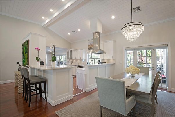 Chandelier, Dining room, Interior, Kitchen, Recessed Lighting, Stainless Steel Appliances, Wood Texture Flooring