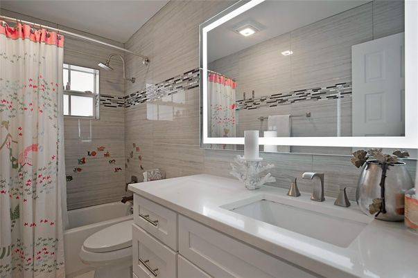 Bathroom, Dual Sink Vanities, Interior