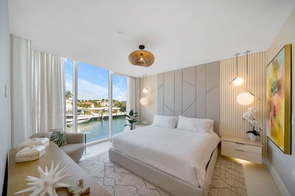 Bedroom, Interior, Pendant Lights, Water