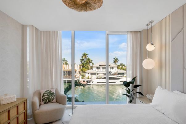 Interior, Pendant Lights, Water