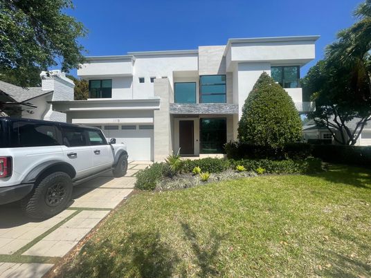 Attached, Exterior, Facade, Modern